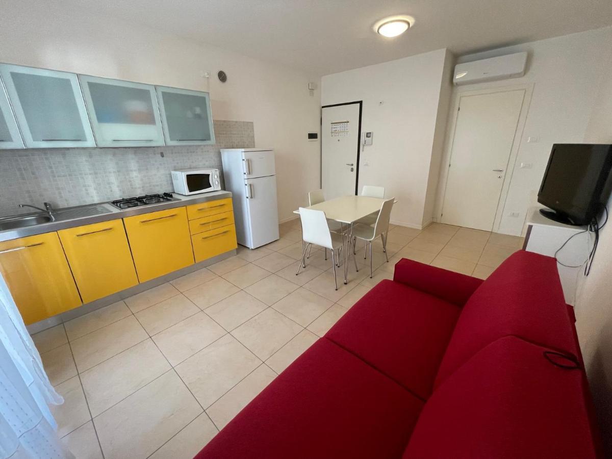 Residence Al Mare - Agenzia Cocal Caorle Buitenkant foto