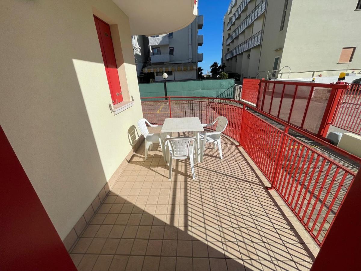Residence Al Mare - Agenzia Cocal Caorle Buitenkant foto