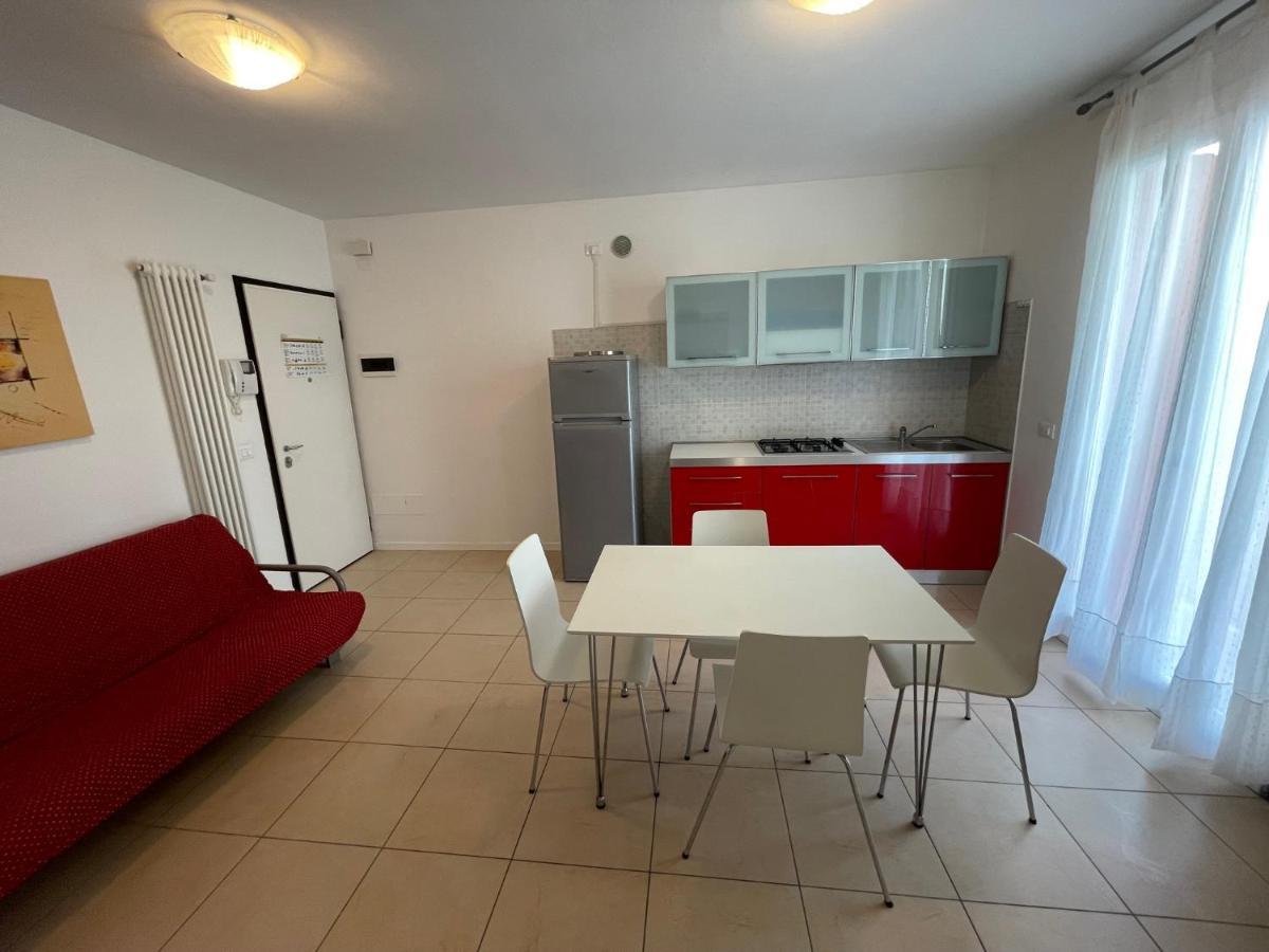 Residence Al Mare - Agenzia Cocal Caorle Buitenkant foto