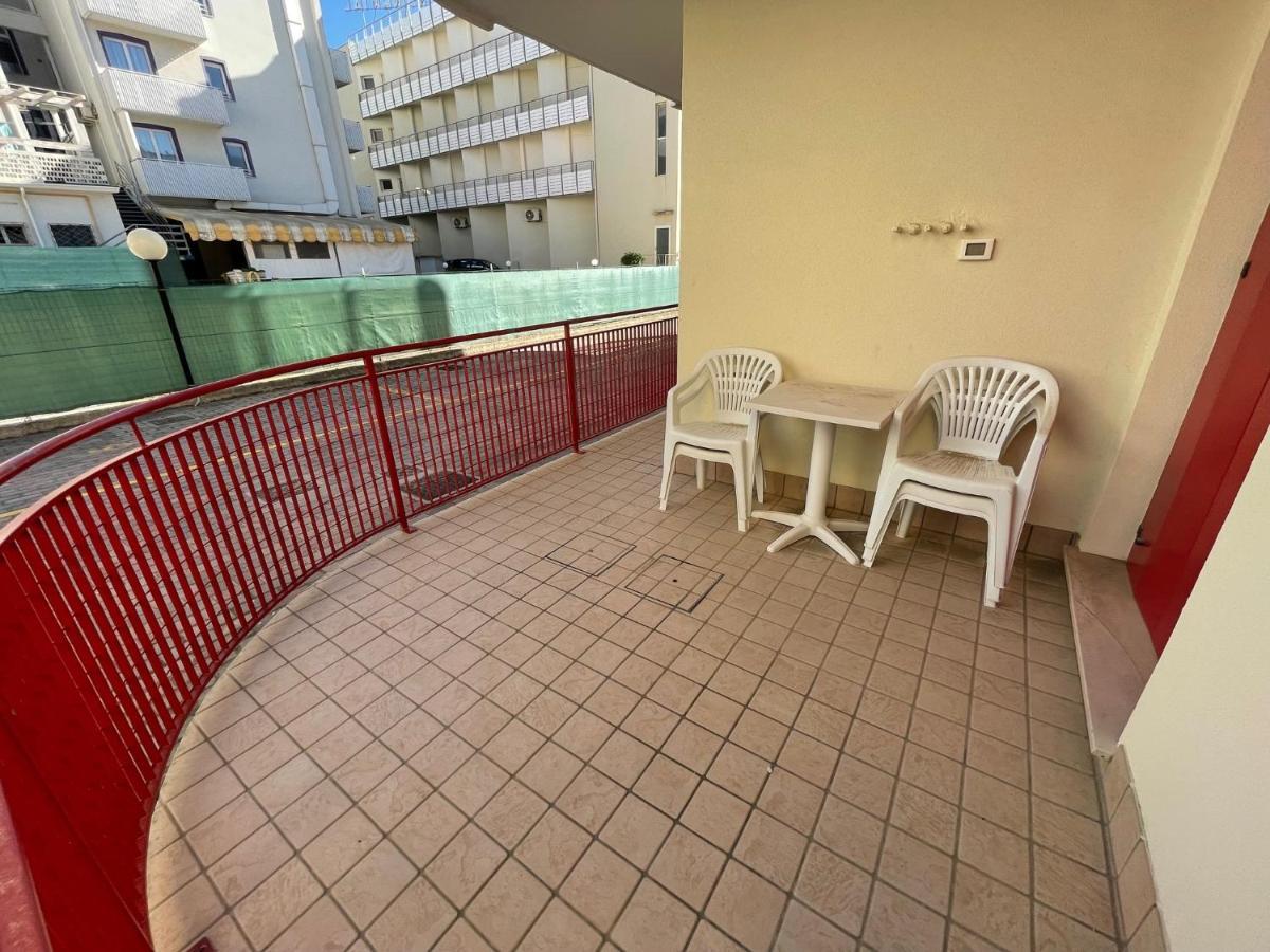 Residence Al Mare - Agenzia Cocal Caorle Buitenkant foto